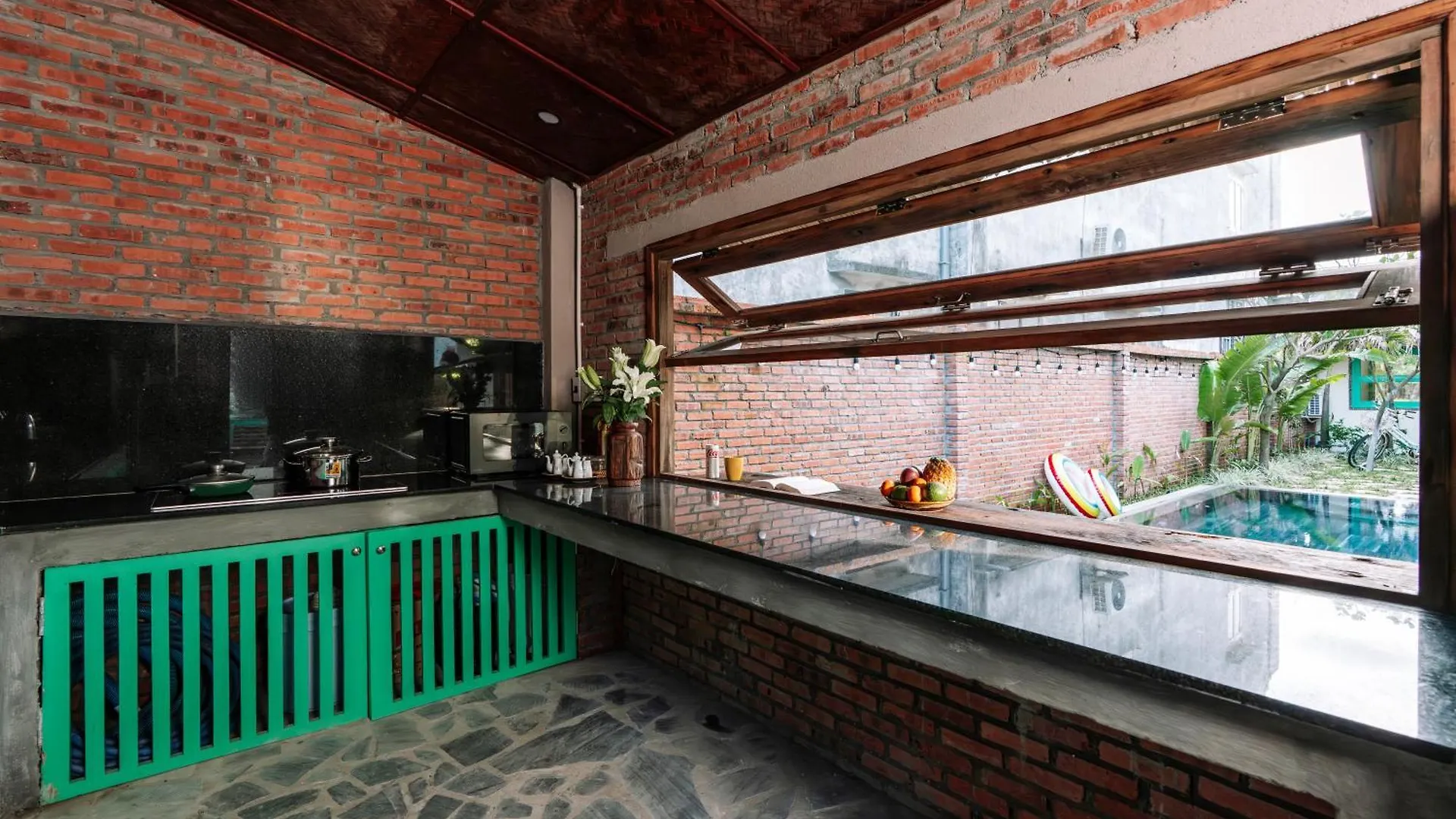 Lamer Coastal Villa Χόι Αν 0*,